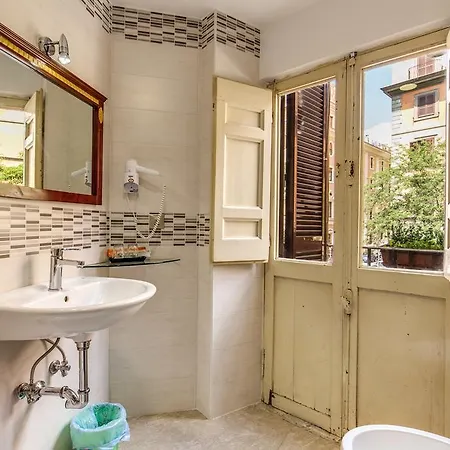 Hotel New Albatros Checkin Portafortuna Guesth House Rom