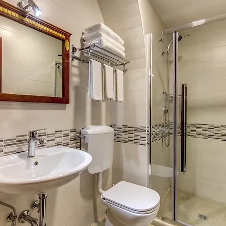 New Albatros Checkin Portafortuna Guesth House Rom