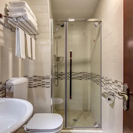 New Albatros Checkin Portafortuna Guesth House